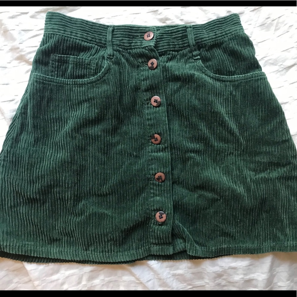 Vintage metropolitan Corduroy Green skirt 🌈